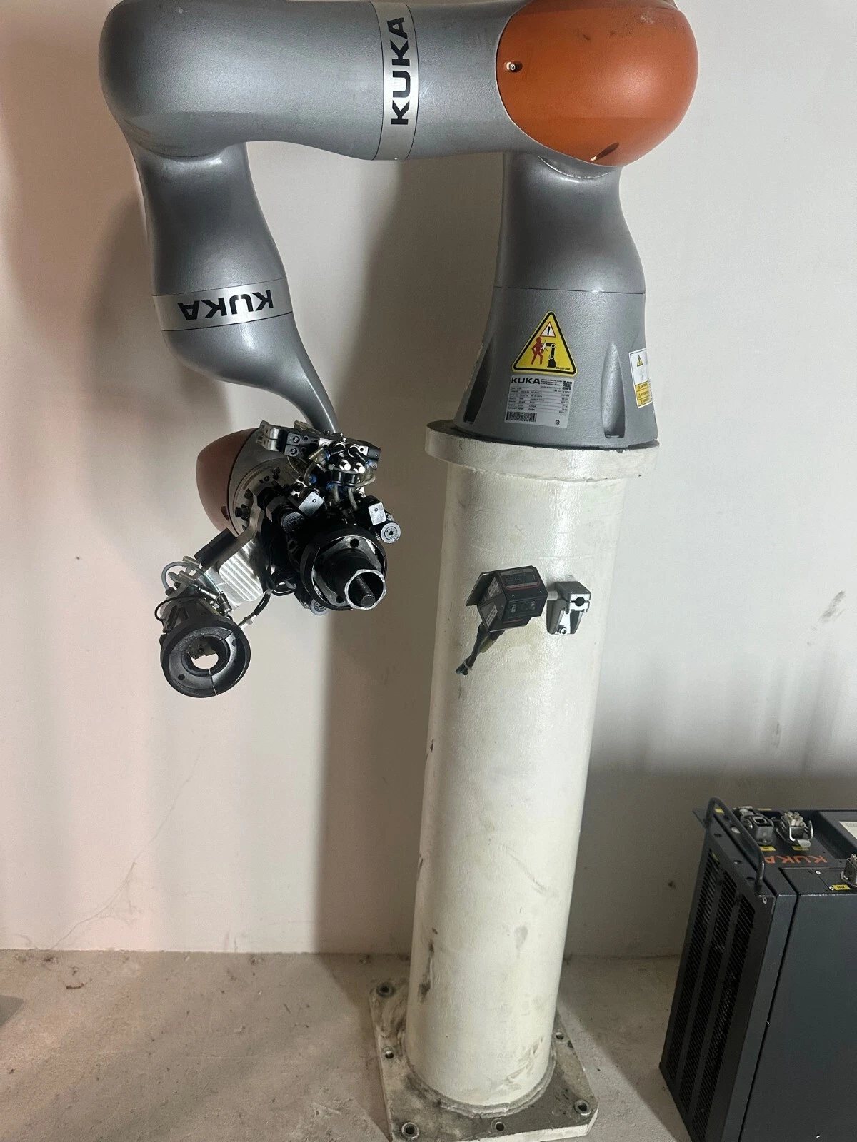 Good KUKA LBR iiwa 14R820 robot