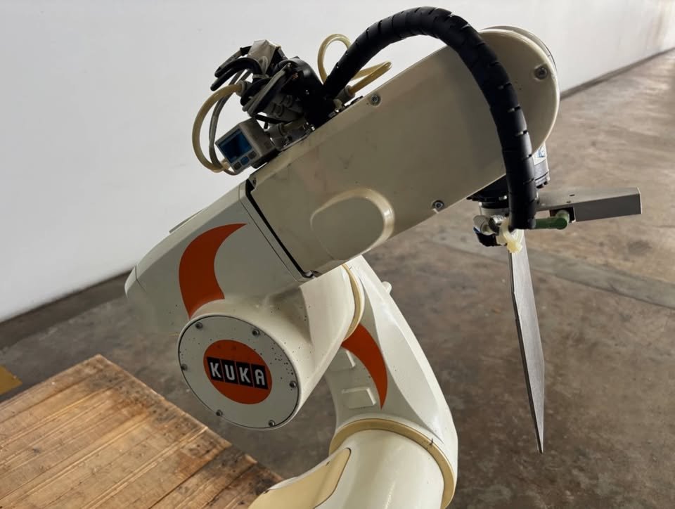 KUKA KUKA KR5 sixx R650 Robot — image 4