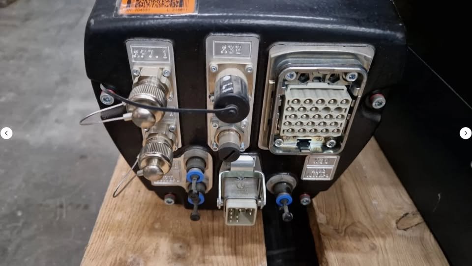 Kuka KR10 R900 sixx — image 4