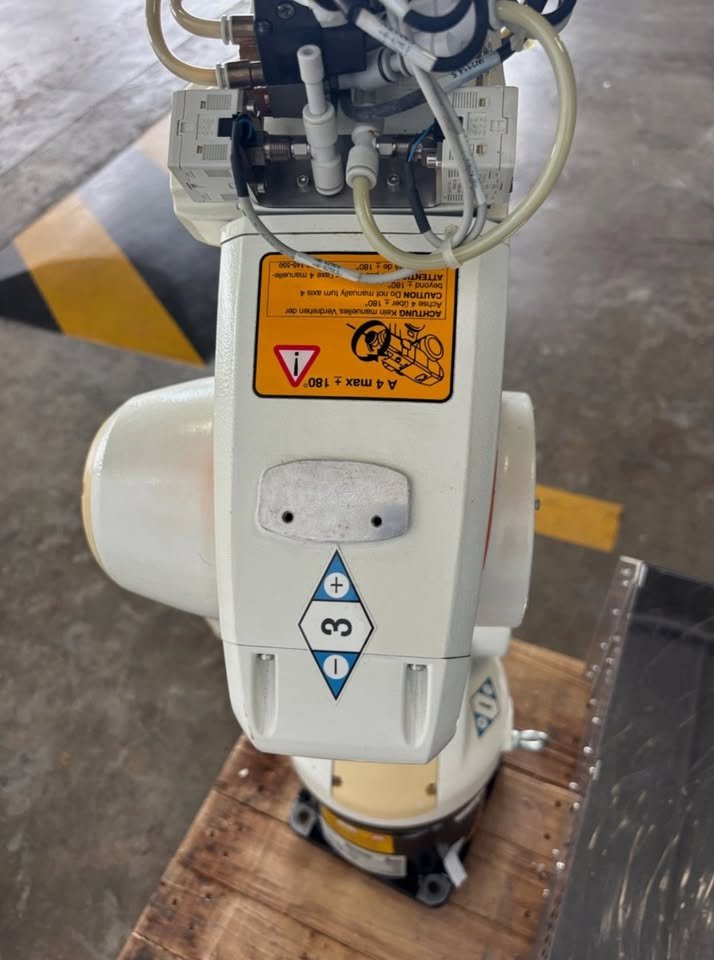 Kuka KUKA KR6 R700 6-Axis Industrial Robot Arm  — image 3