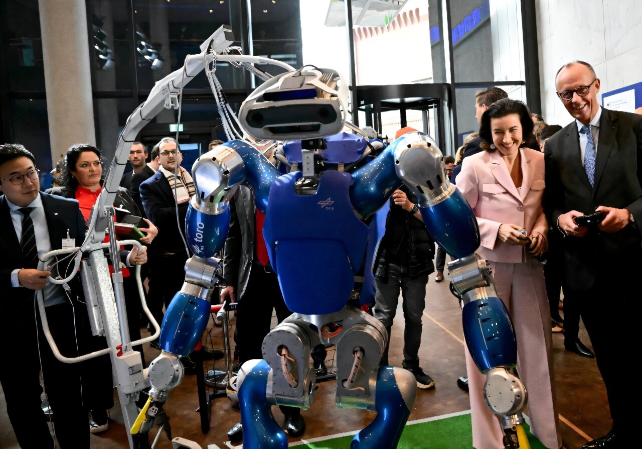 Europe showcases robots for chores as it seeks a bigger industry